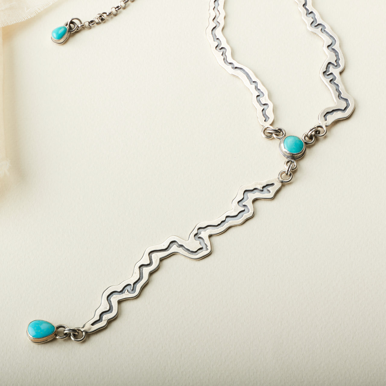 Blackfoot Lariat with Blue Turquoise from Red Mountain, Arizona